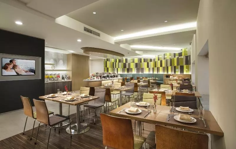 فندق Somerset International Building Tianjin