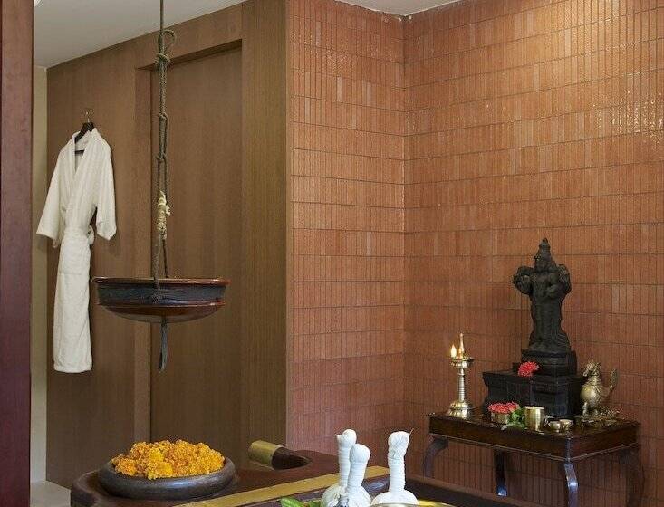 The Gateway Hotel Beach Road, Calicut