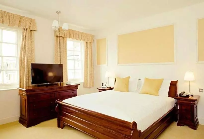 ホテル Kings Arms