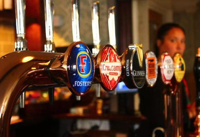 ホテル Kings Arms