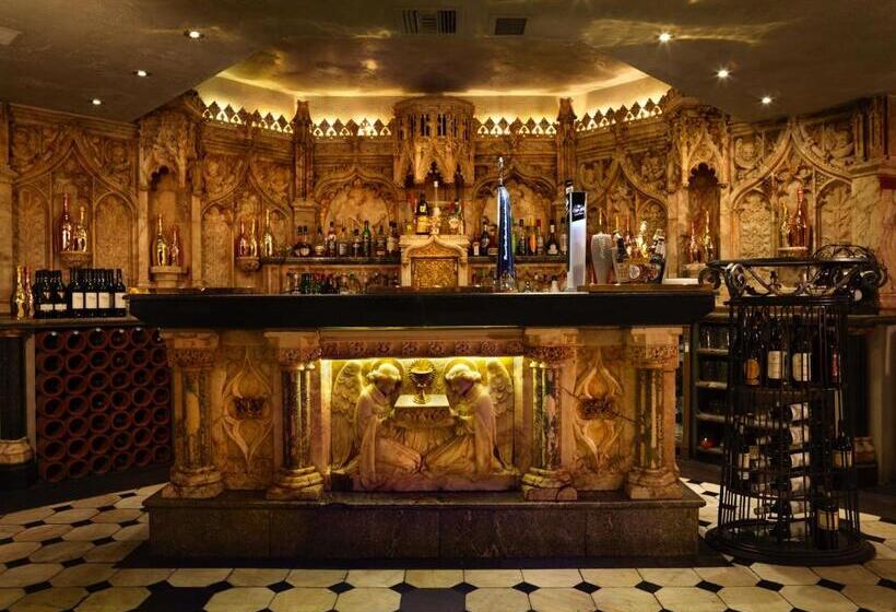 酒店 The Royal Toby