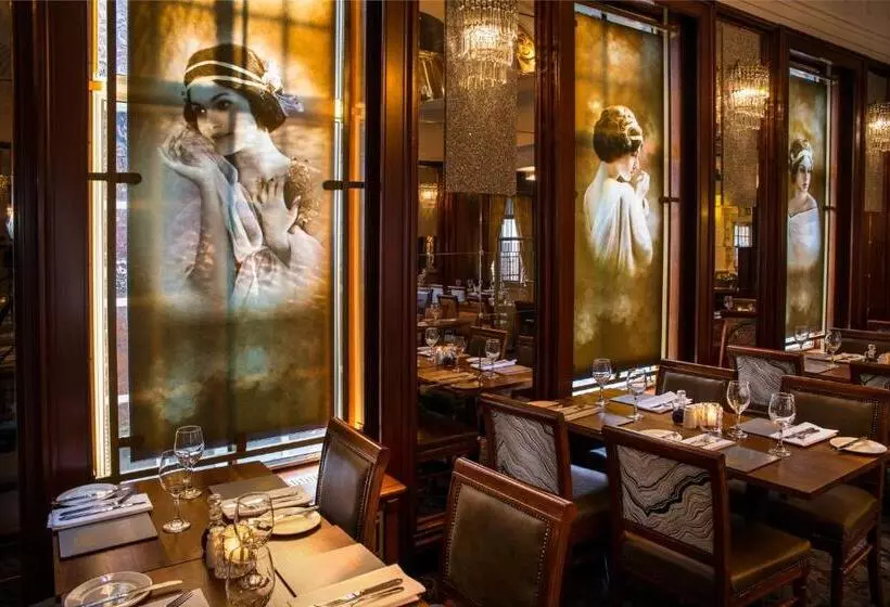 Hotel The Royal Toby