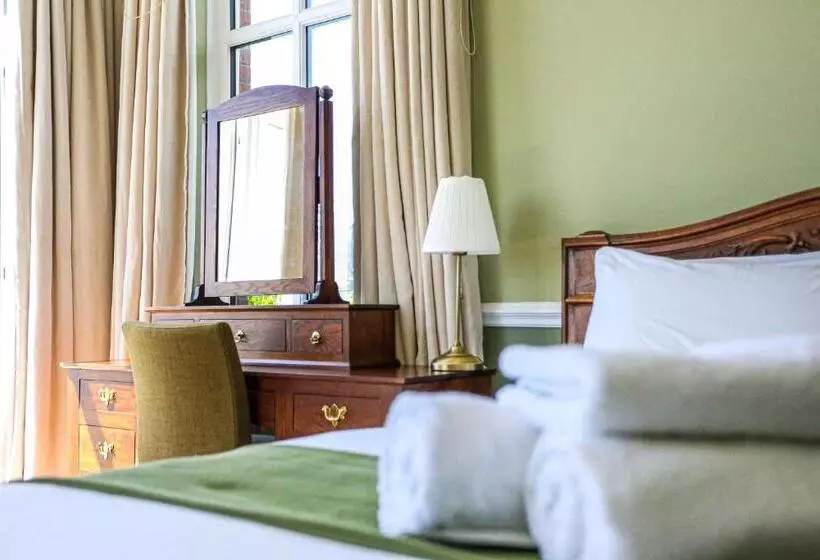 בית מלון כפרי The Wellington