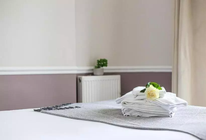 בית מלון כפרי The Wellington