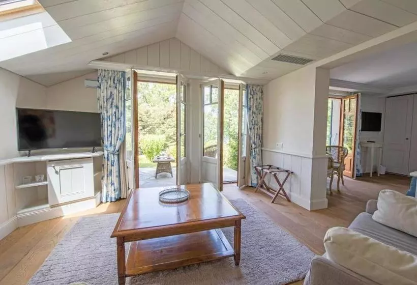 هتل Villa Cécile