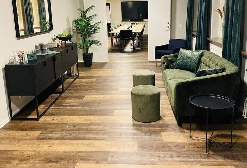 Palm Tree Hotel, Best Western Signature Collection