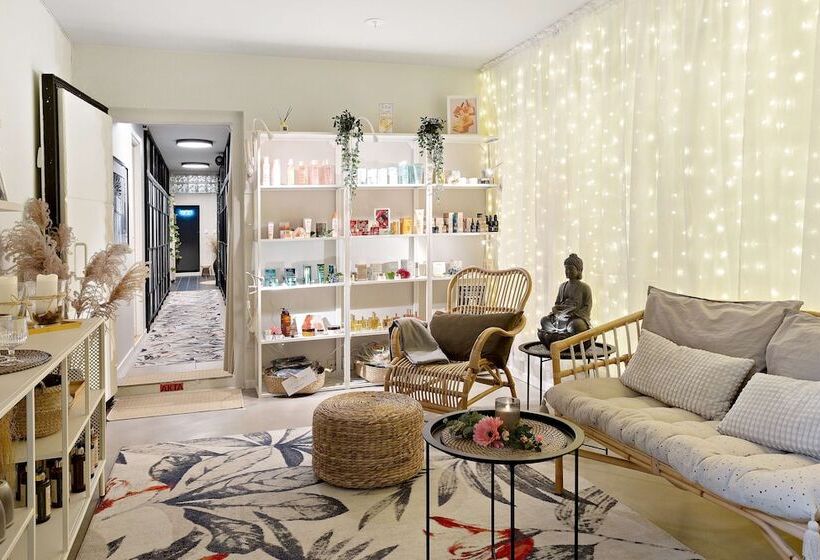 Palm Tree Hotel, Best Western Signature Collection