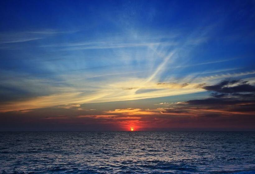 Rodina Grand Hotel And Spa