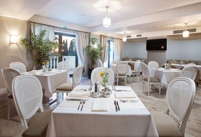 Rodina Grand Hotel And Spa