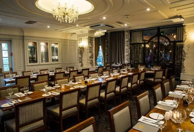 Hotel The Royal Toby