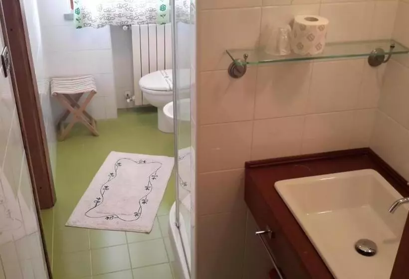 B&b L Albero Di Antonia