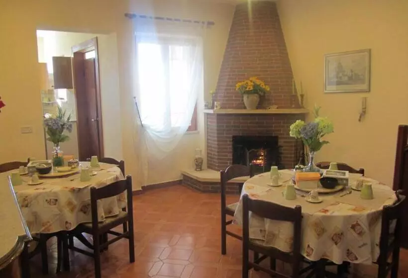 Aamiaismajoitus (B&B) La Cancellata Di Mezzo