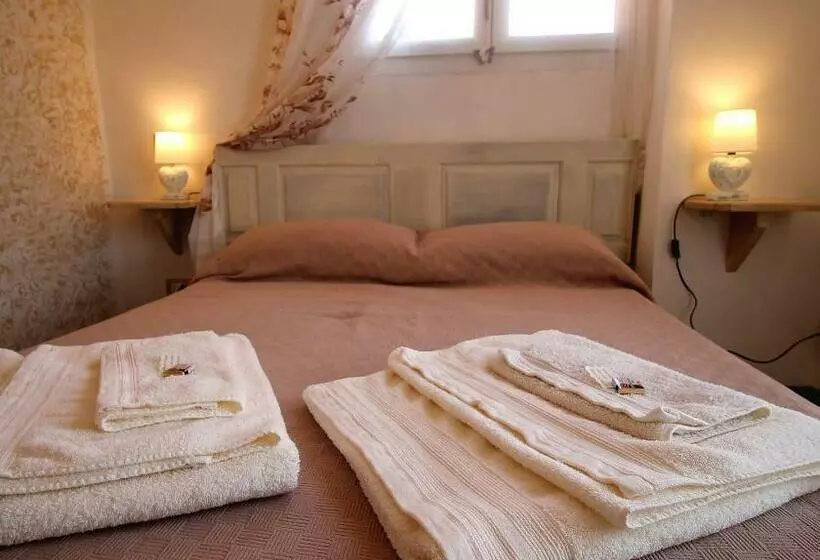 ベッドアンドブレックファースト La Stregatta