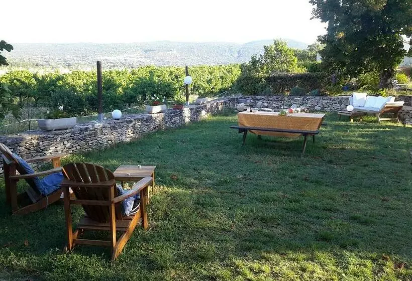 Aamiaismajoitus (B&B) Les Granges