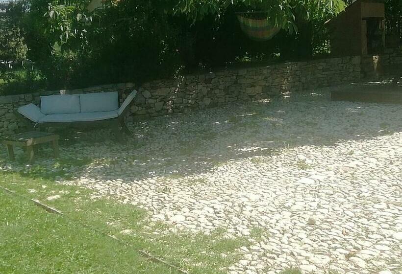 مبيت وإفطار Les Granges