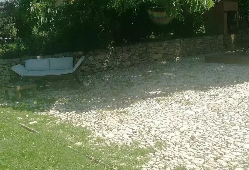 Aamiaismajoitus (B&B) Les Granges