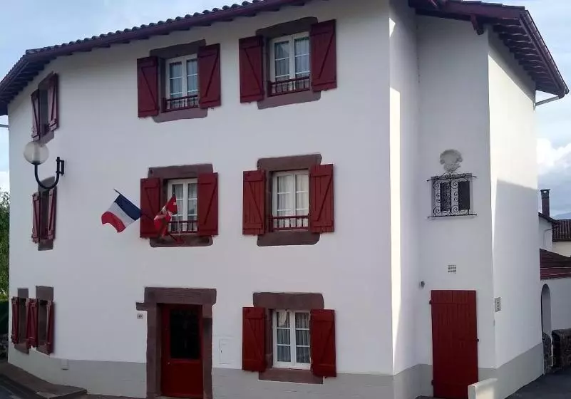 Aamiaismajoitus (B&B) Maison Bidegain Berria