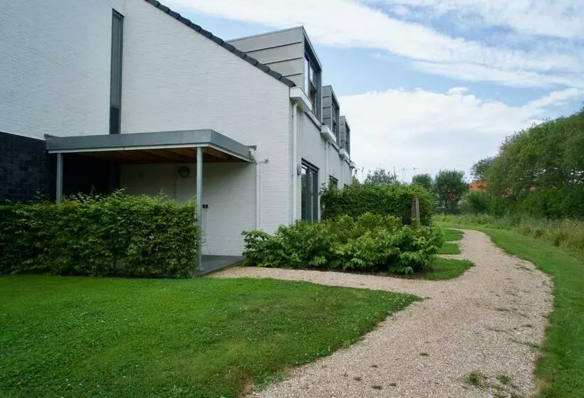 Aamiaismajoitus (B&B) Villa Zoutelande