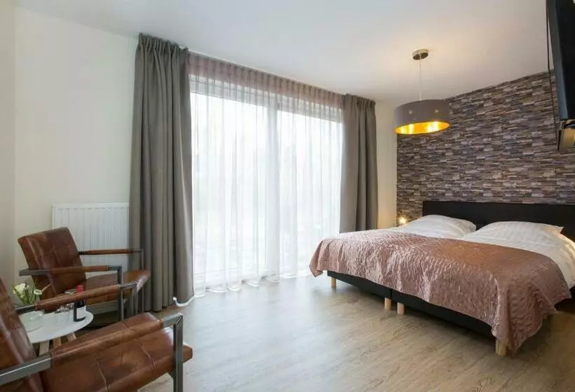 Aamiaismajoitus (B&B) Villa Zoutelande