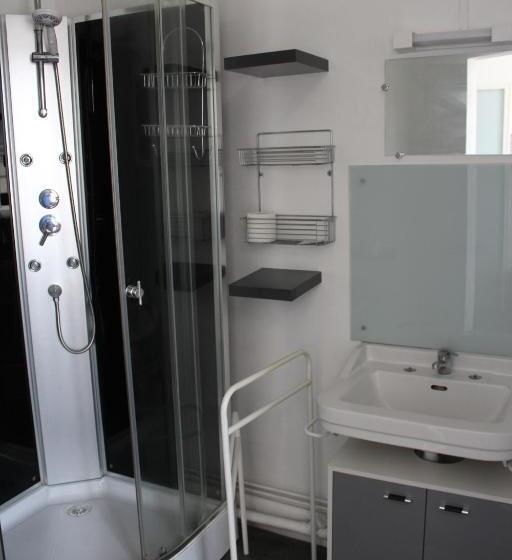 ホテル Hôtel Le Dervois