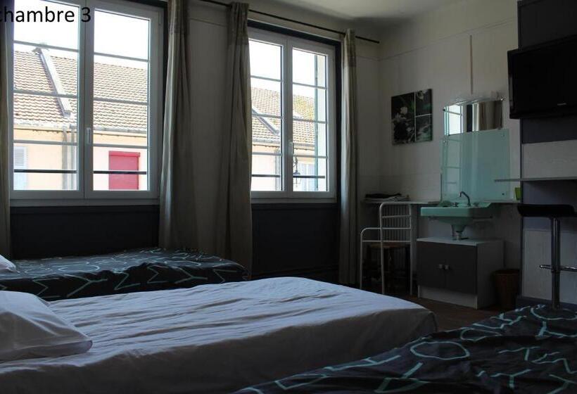 ホテル Hôtel Le Dervois