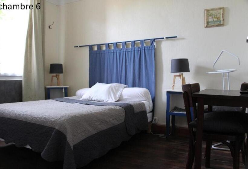 ホテル Hôtel Le Dervois