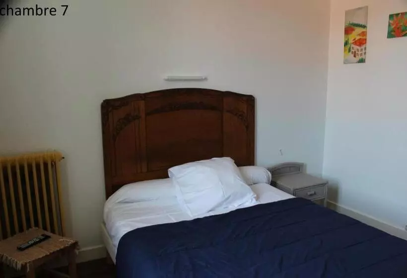 Hotelli Hôtel Le Dervois