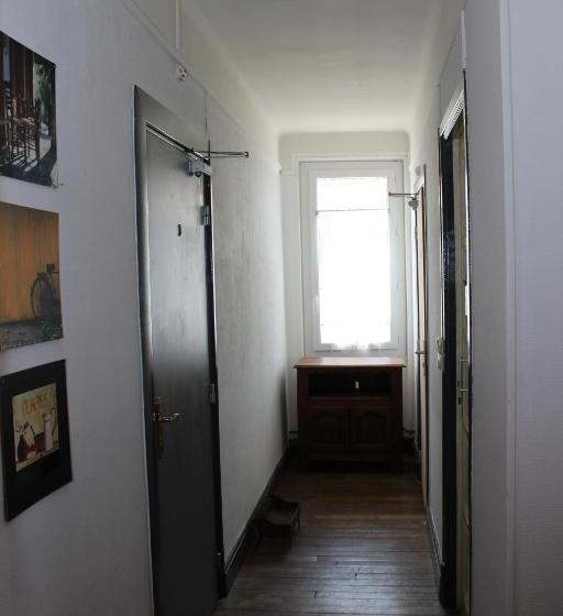 ホテル Hôtel Le Dervois