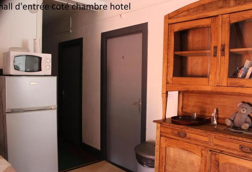 ホテル Hôtel Le Dervois