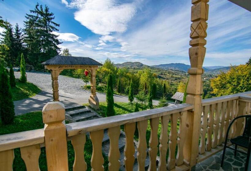 پانسیون Alpina Panoramic