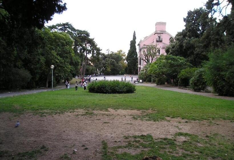 پانسیون Casa Mama Guesthouse