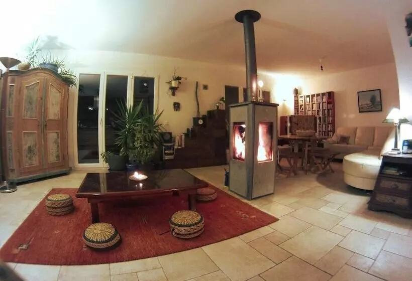 Majatalo Centre Viayoga