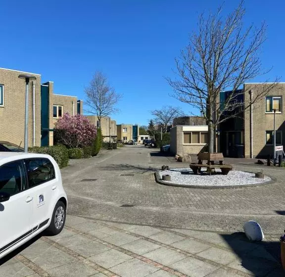 Majatalo Guest House Open Doors