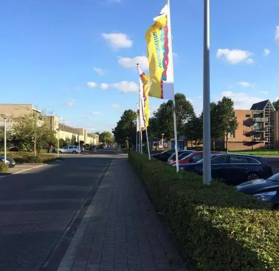 Majatalo Guest House Open Doors