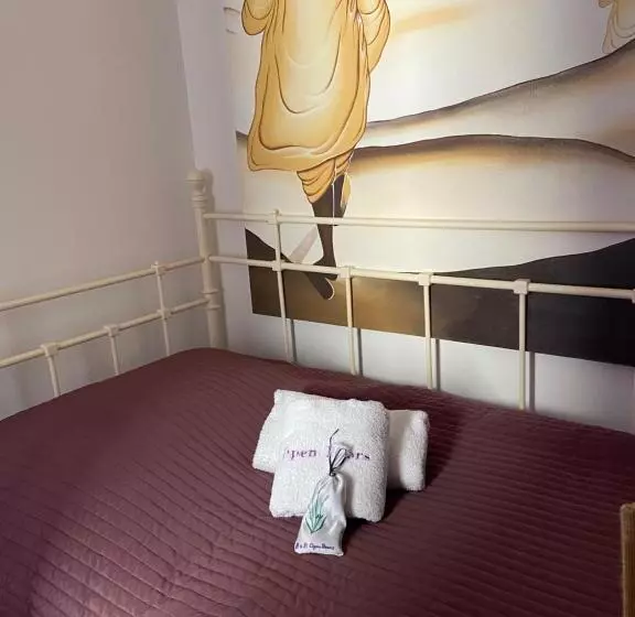 Majatalo Guest House Open Doors