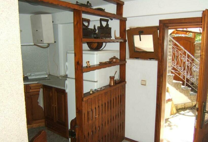 פנסיון Regina S Guesthouse