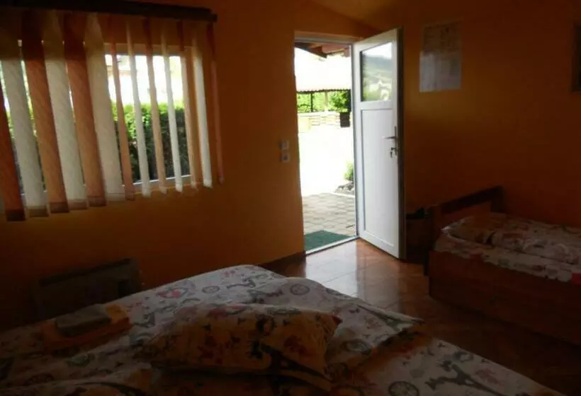 Pension, Camping & Biker Station Zur Deutschen Eiche