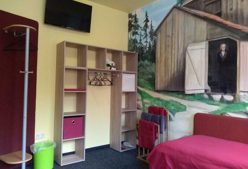 호스텔 Ferienwohnung Direkt In Ilmenau