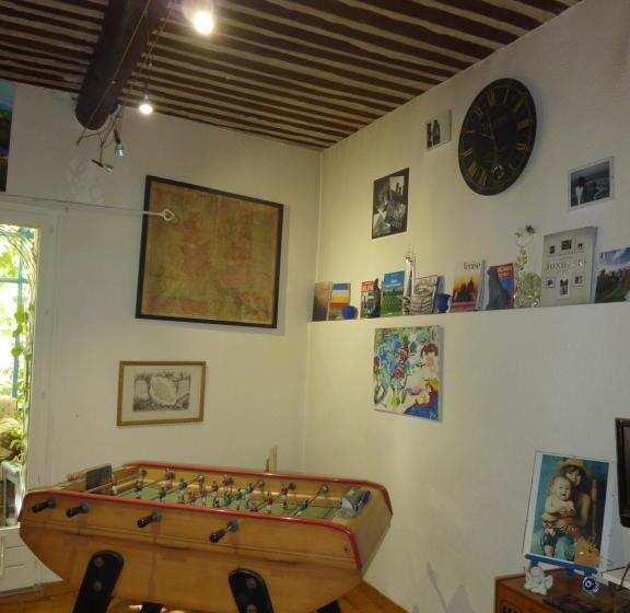 مبيت وإفطار Gite Fa Mille Maison Bleu