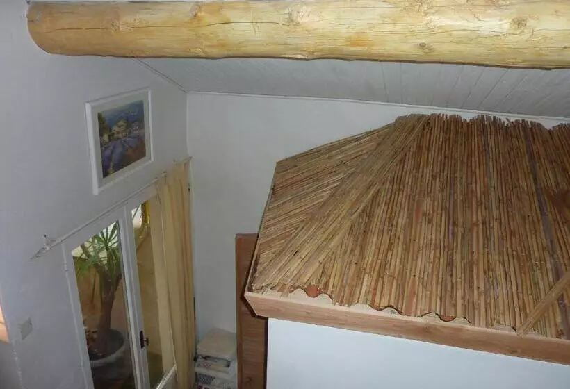 Aamiaismajoitus (B&B) Gite Fa Mille Maison Bleu