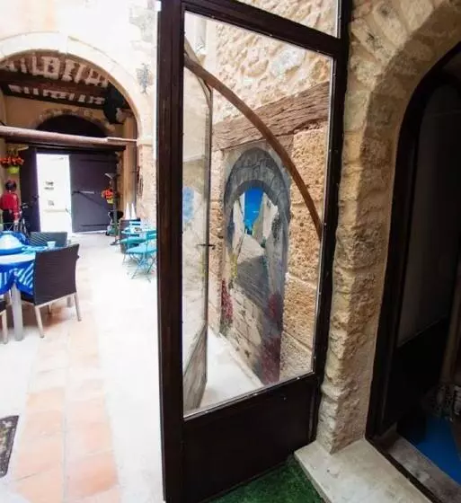 Aamiaismajoitus (B&B) Gite Fa Mille Maison Bleu