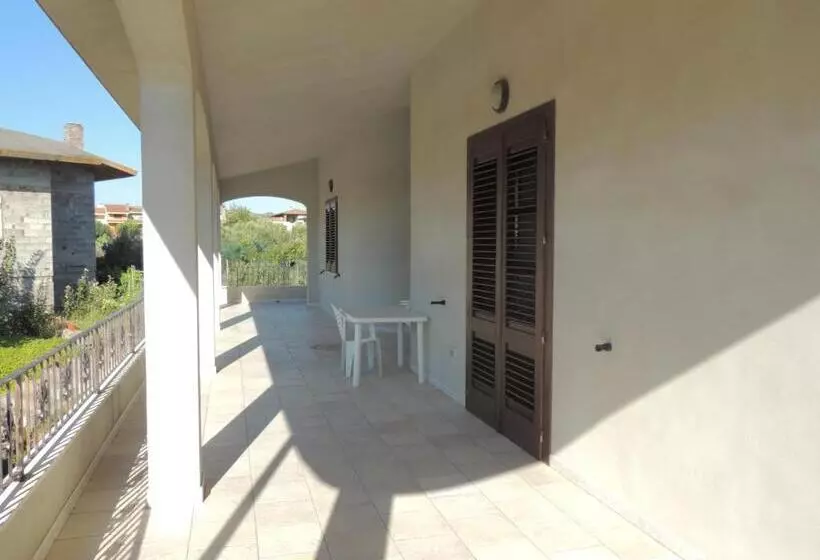 ベッドアンドブレックファースト Il Nuraghe