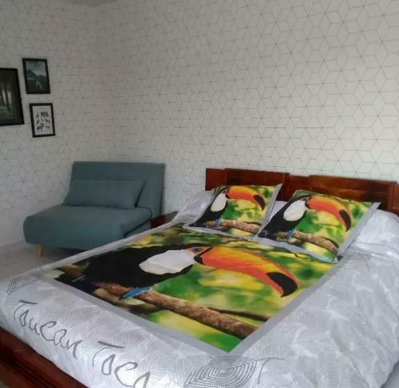 Aamiaismajoitus (B&B) La Petite Bérais