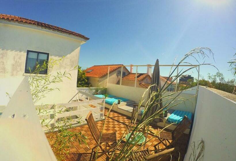 住宿加早餐  Lisbon Waves Surf Lodge