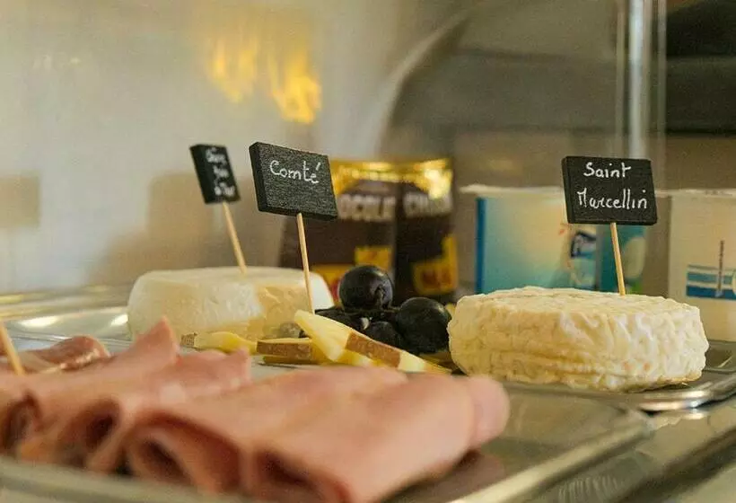 Aamiaismajoitus (B&B) Montjoia