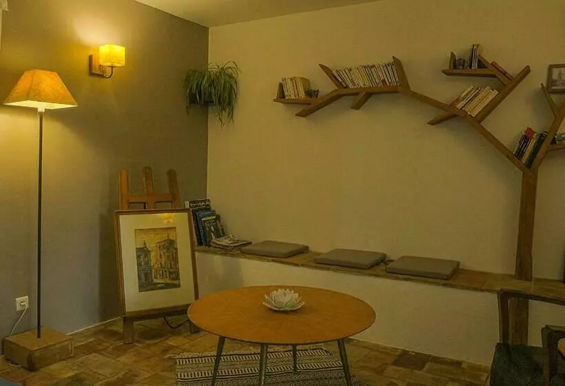 Aamiaismajoitus (B&B) Montjoia