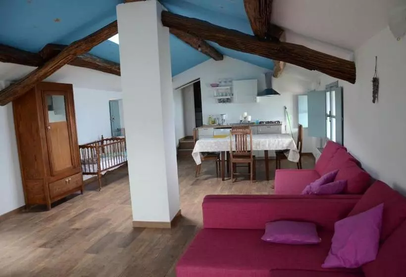 ホテル Agriturismo Conte Brunello