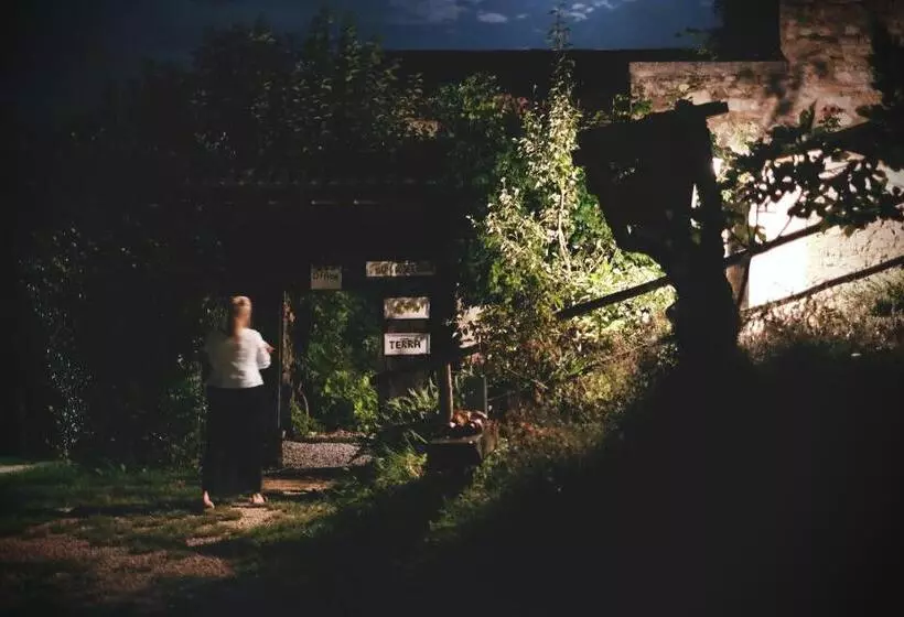 ホテル Agriturismo Conte Brunello