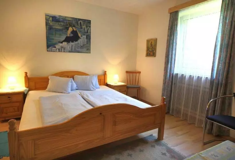 Majatalo Gästehaus Lienharterhof