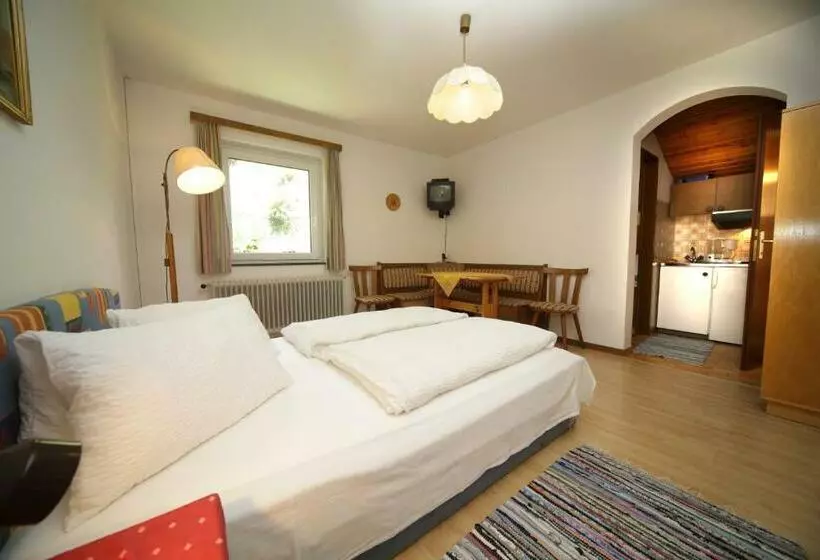 Majatalo Gästehaus Lienharterhof